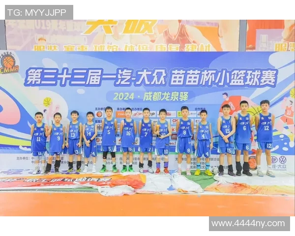 成都篮球队荣登全国篮球耐力排行榜首位引领风潮 成都篮球队荣登全国篮球耐力排行榜首位引领风潮